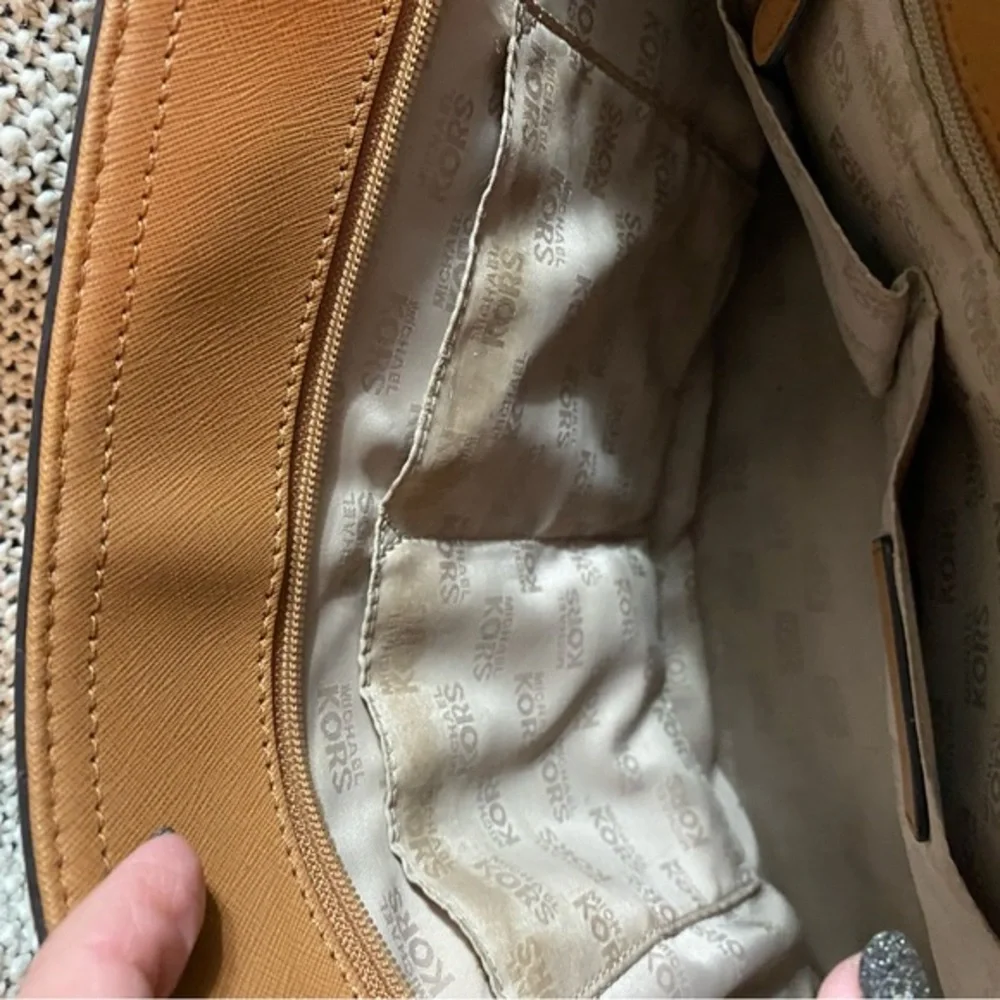 Michael Kors‎ East West Brown Shoulder Tote